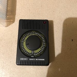 Music equipment Seiko quartz metronome Model SQM-358.